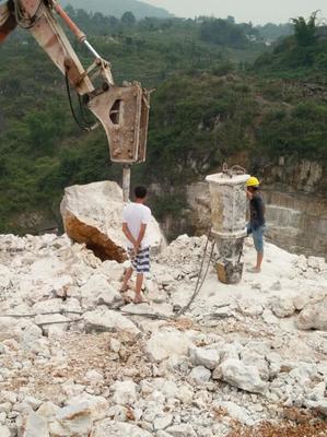 花崗巖石頭開采開山碎石分解破碎撐裂機(jī)